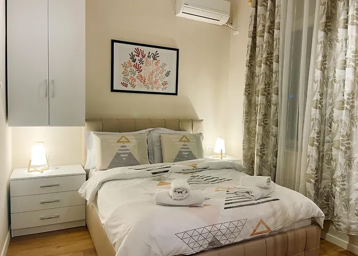 Aj - Hidden Gem In Front Of Taiwan Center Apartment *